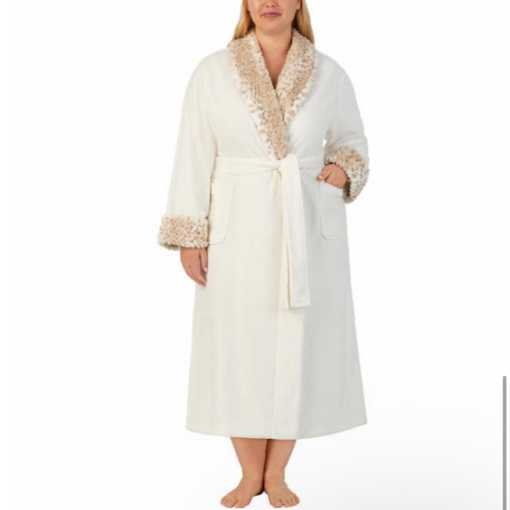 Midnight by Carole Hochman Cream Robe with Tan Trim/ Size Large